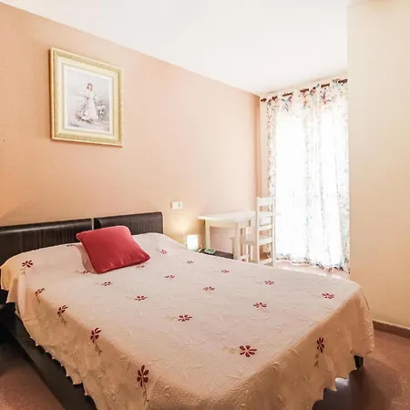 Apartment Nice In With Kitchenette *